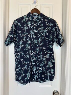 Reverse Threads Men’s Short Sleeve Button Down Shirt Size M